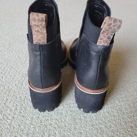 Dolce Vita Women's Black booties - Picture 3 of 4